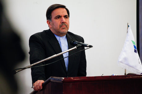 وزیر راه و شهرسازی: خریدن آثار هنری باید در دستور کار دستگاه‌های دولتی قرار گیرد